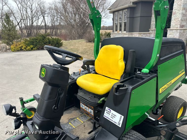 image for item FK0026 2019 John Deere 1600 Turbo Series III lawn mower