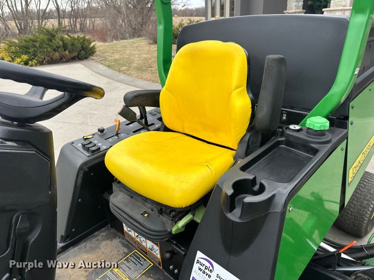 image for item FK0026 2019 John Deere 1600 Turbo Series III lawn mower