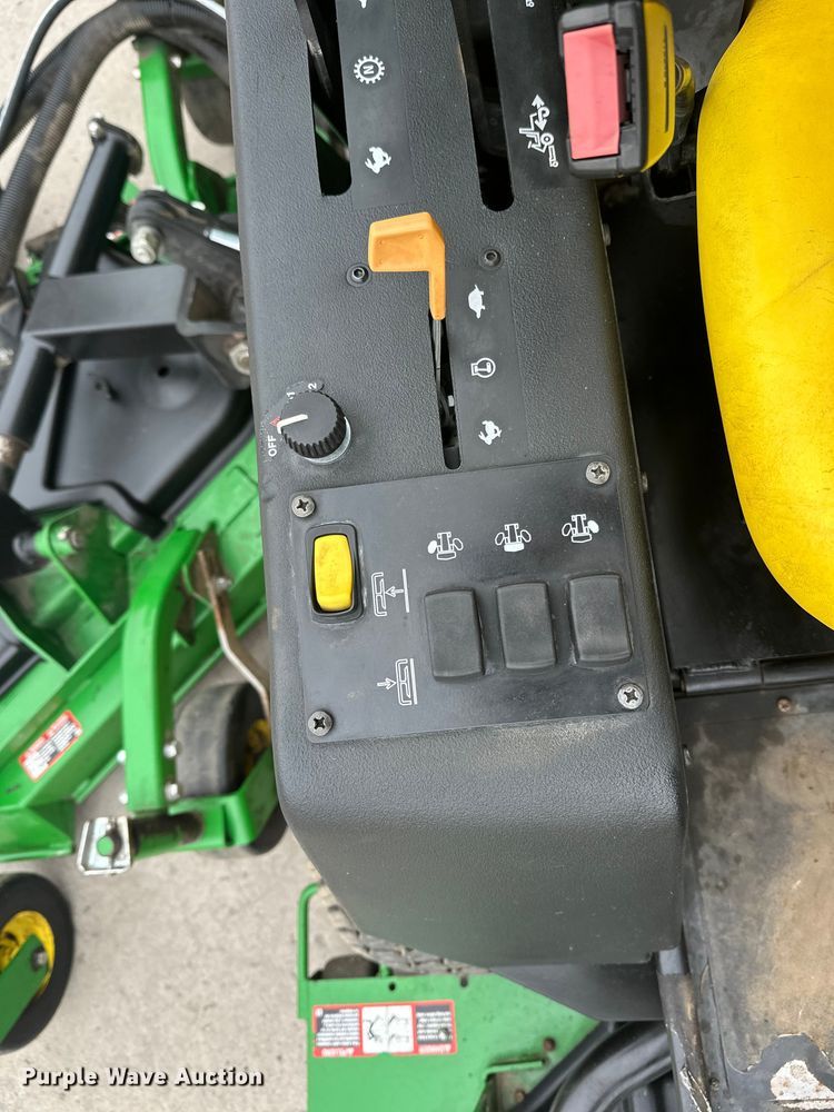 image for item FK0026 2019 John Deere 1600 Turbo Series III lawn mower