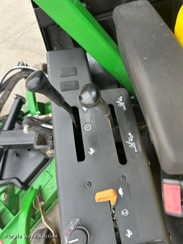 image for item FK0026 2019 John Deere 1600 Turbo Series III lawn mower