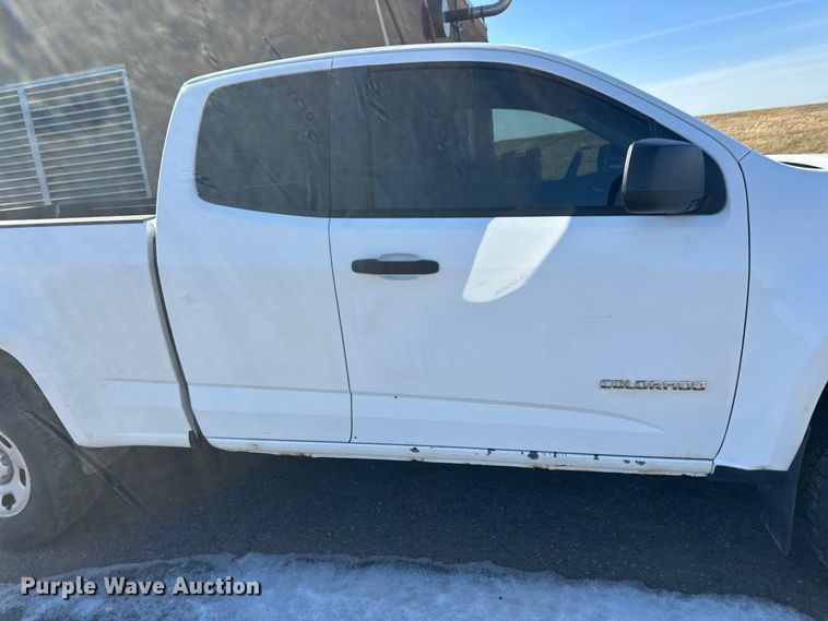 image for item FK0037 2016 Chevrolet Colorado Ext. Cab pickup truck