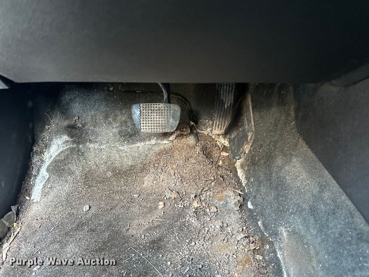 image for item FK0037 2016 Chevrolet Colorado Ext. Cab pickup truck