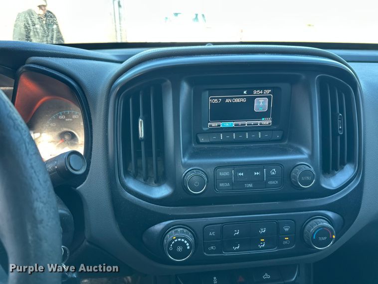 image for item FK0037 2016 Chevrolet Colorado Ext. Cab pickup truck