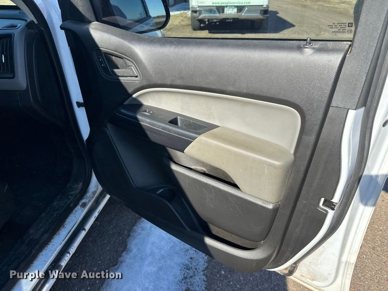 image for item FK0037 2016 Chevrolet Colorado Ext. Cab pickup truck