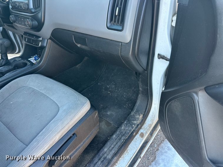 image for item FK0037 2016 Chevrolet Colorado Ext. Cab pickup truck