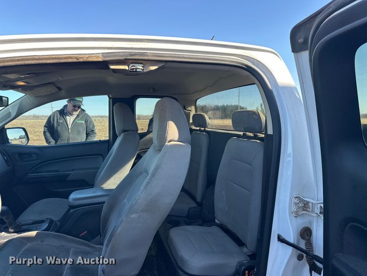 image for item FK0037 2016 Chevrolet Colorado Ext. Cab pickup truck