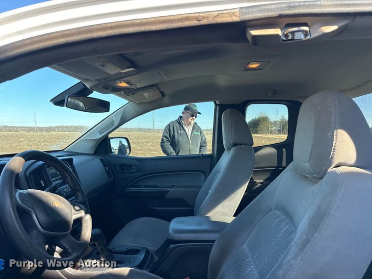 image for item FK0037 2016 Chevrolet Colorado Ext. Cab pickup truck