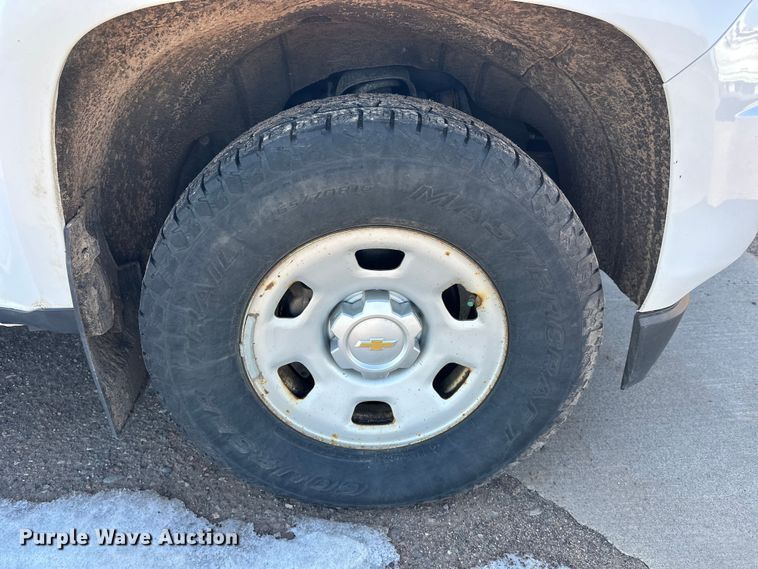 image for item FK0037 2016 Chevrolet Colorado Ext. Cab pickup truck