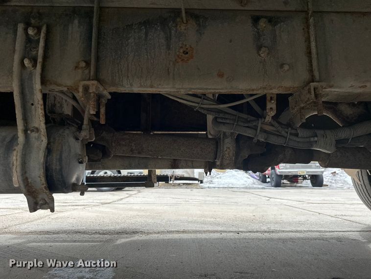 image for item FK1862 2004 Freightliner M2 delivery truck