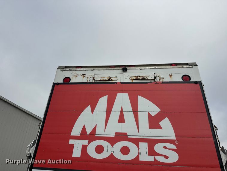 image for item FK1862 2004 Freightliner M2 delivery truck