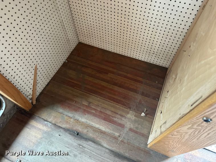 image for item FK1862 2004 Freightliner M2 delivery truck