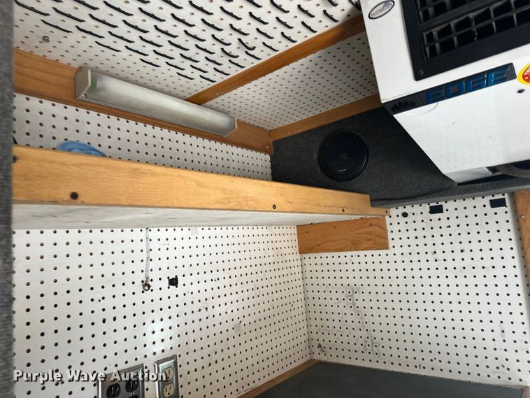 image for item FK1862 2004 Freightliner M2 delivery truck