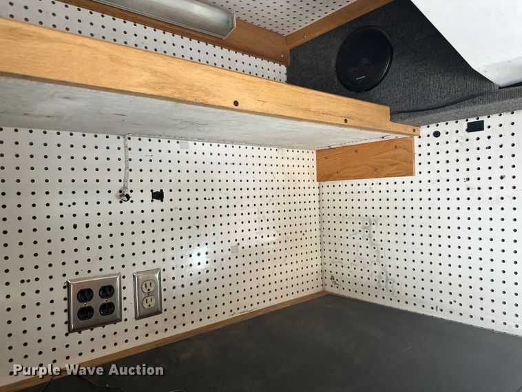 image for item FK1862 2004 Freightliner M2 delivery truck