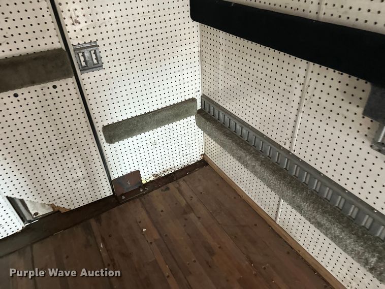 image for item FK1862 2004 Freightliner M2 delivery truck