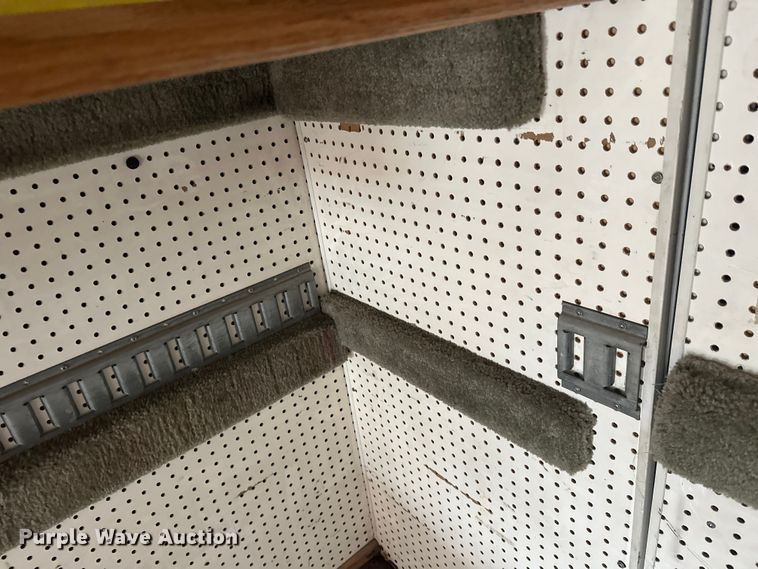 image for item FK1862 2004 Freightliner M2 delivery truck