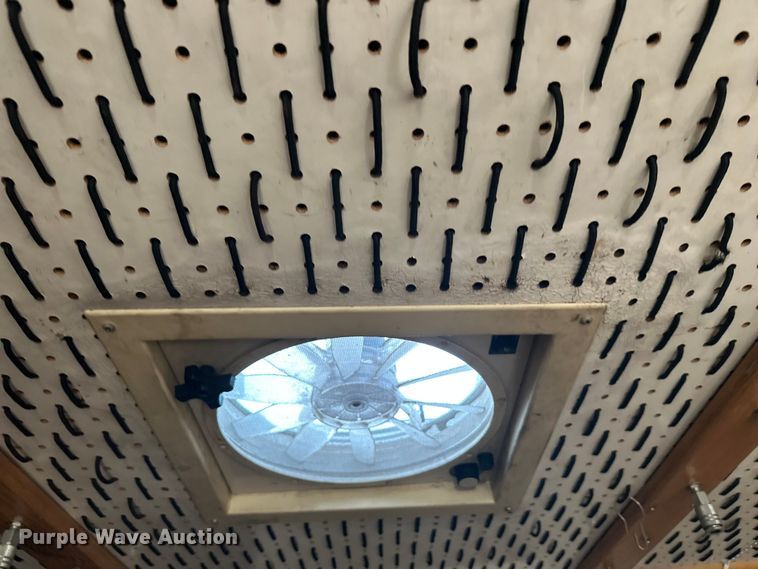 image for item FK1862 2004 Freightliner M2 delivery truck