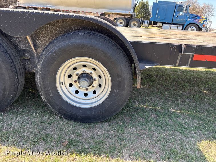 image for item FK2602 2009 Roadboss equipment trailer