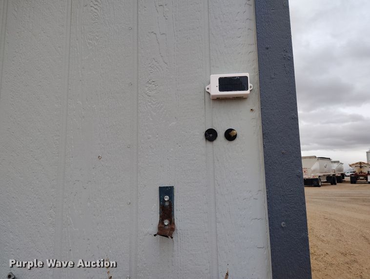 image for item IH9459 1998 Advanced Modular MFG mobile office trailer