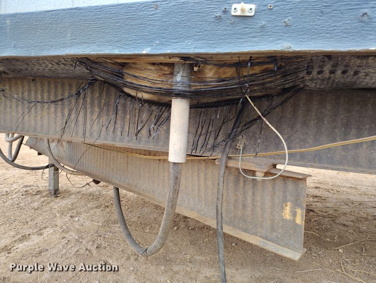 image for item IH9459 1998 Advanced Modular MFG mobile office trailer