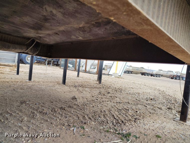 image for item IH9459 1998 Advanced Modular MFG mobile office trailer