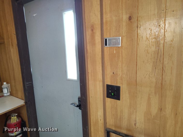 image for item IH9459 1998 Advanced Modular MFG mobile office trailer