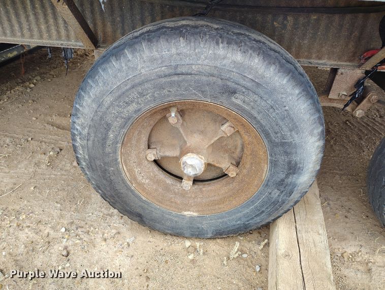 image for item IH9459 1998 Advanced Modular MFG mobile office trailer