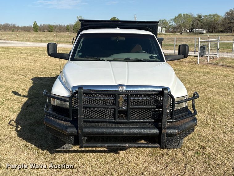 image for item NK9054 2001 Dodge Ram 2500 bale bed pickup truck