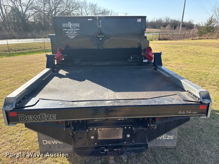 image for item NK9054 2001 Dodge Ram 2500 bale bed pickup truck