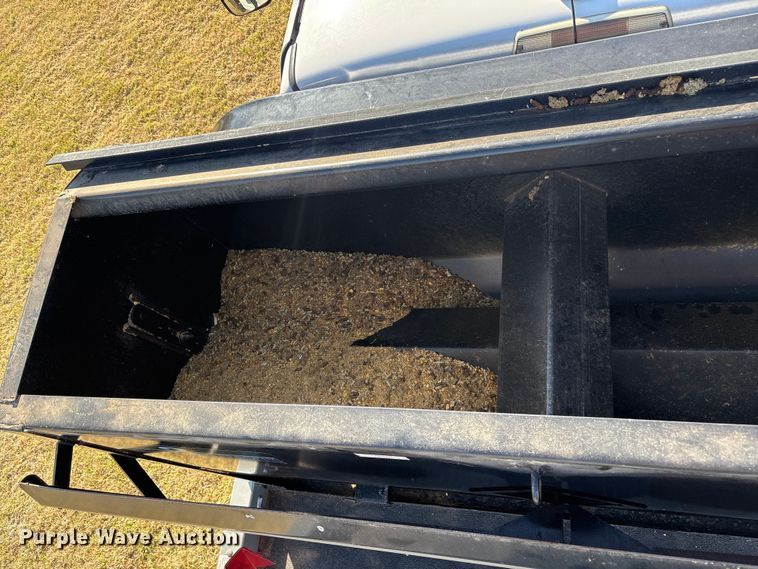 image for item NK9054 2001 Dodge Ram 2500 bale bed pickup truck