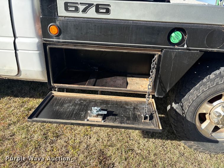 image for item NK9054 2001 Dodge Ram 2500 bale bed pickup truck