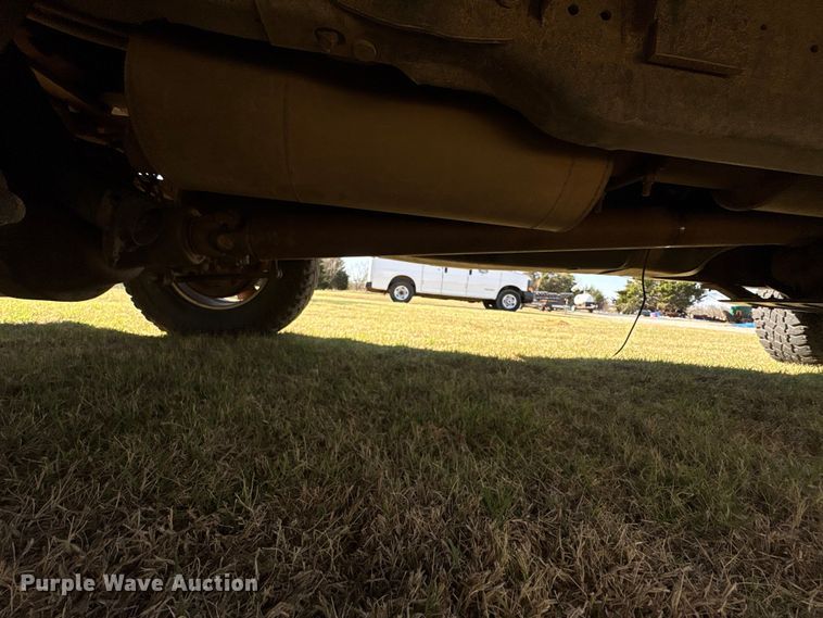 image for item NK9054 2001 Dodge Ram 2500 bale bed pickup truck