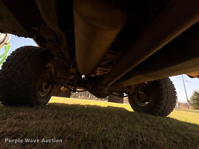 image for item NK9054 2001 Dodge Ram 2500 bale bed pickup truck