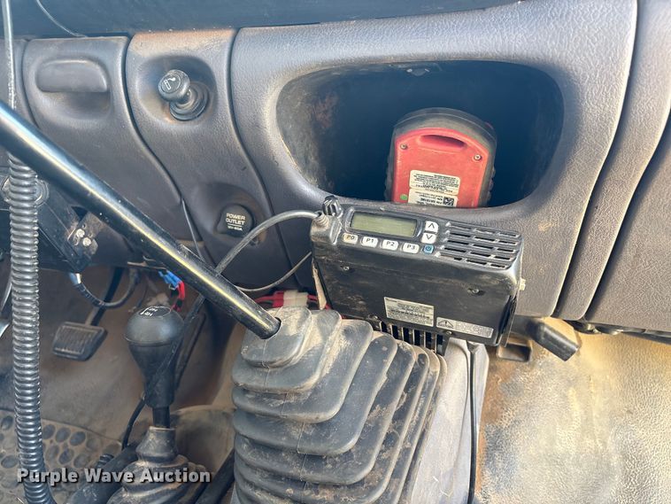 image for item NK9054 2001 Dodge Ram 2500 bale bed pickup truck