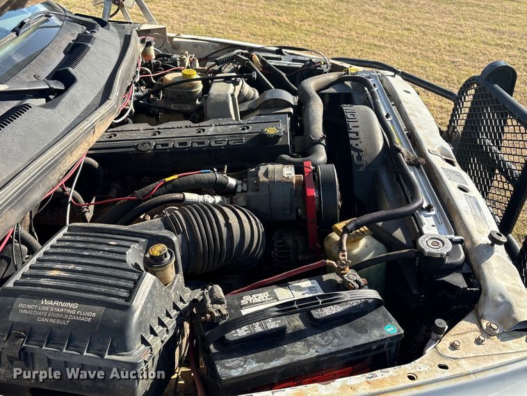 image for item NK9054 2001 Dodge Ram 2500 bale bed pickup truck