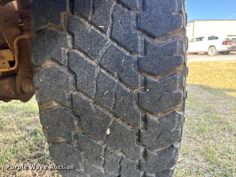 image for item NK9054 2001 Dodge Ram 2500 bale bed pickup truck