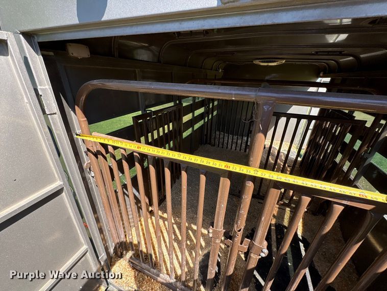 image for item NK9066 2018 CM Show Pro livestock trailer