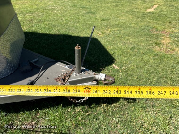 image for item NK9066 2018 CM Show Pro livestock trailer