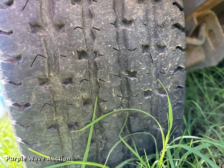 image for item NK9066 2018 CM Show Pro livestock trailer