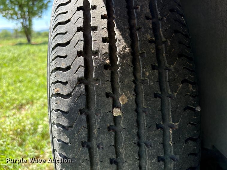 image for item NK9066 2018 CM Show Pro livestock trailer