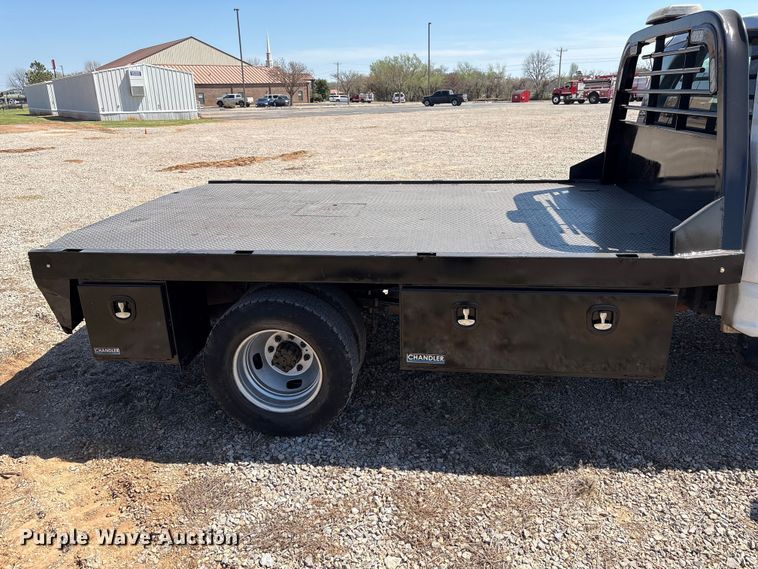 image for item NK9105 2019 Ford F350 Super Duty flatbed pickup truck