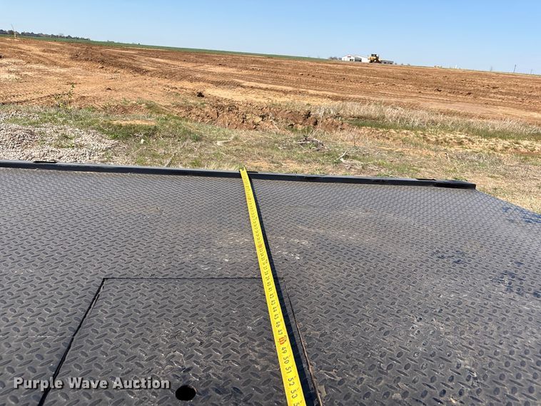 image for item NK9105 2019 Ford F350 Super Duty flatbed pickup truck