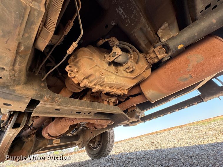 image for item NK9105 2019 Ford F350 Super Duty flatbed pickup truck