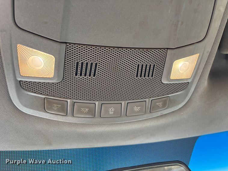 image for item NK9105 2019 Ford F350 Super Duty flatbed pickup truck