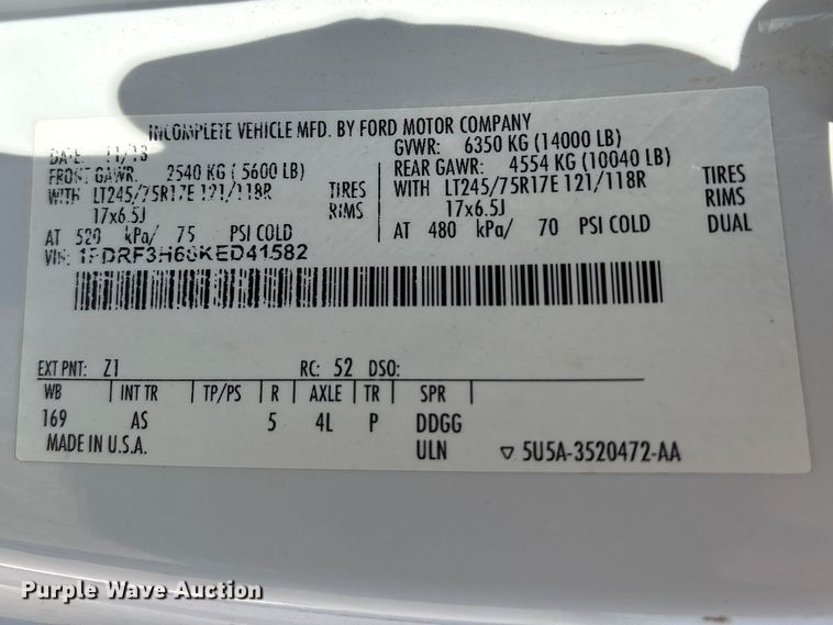 image for item NK9105 2019 Ford F350 Super Duty flatbed pickup truck