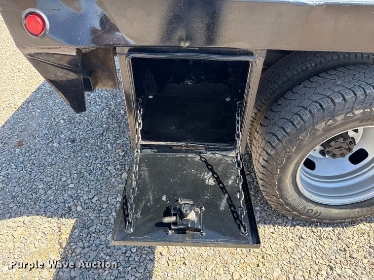 image for item NK9106 2016 Ford F350 Super Duty flatbed truck