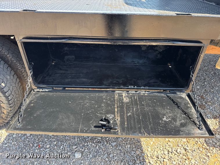image for item NK9106 2016 Ford F350 Super Duty flatbed truck