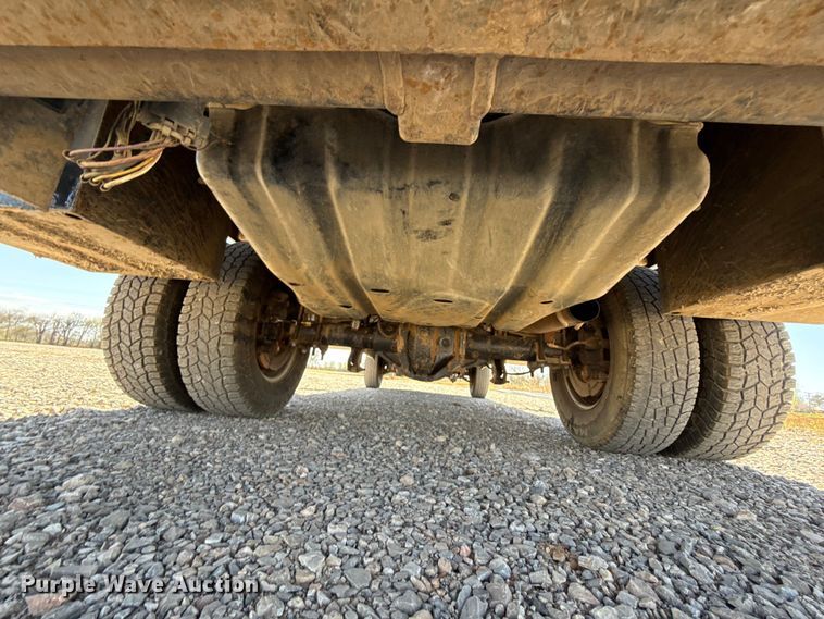 image for item NK9106 2016 Ford F350 Super Duty flatbed truck