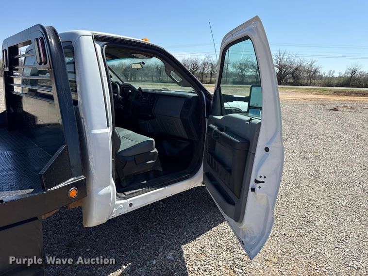 image for item NK9106 2016 Ford F350 Super Duty flatbed truck