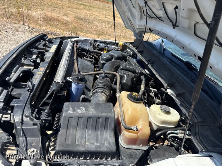 image for item NK9106 2016 Ford F350 Super Duty flatbed truck