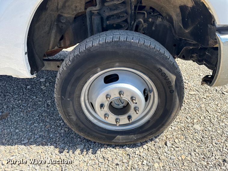 image for item NK9106 2016 Ford F350 Super Duty flatbed truck